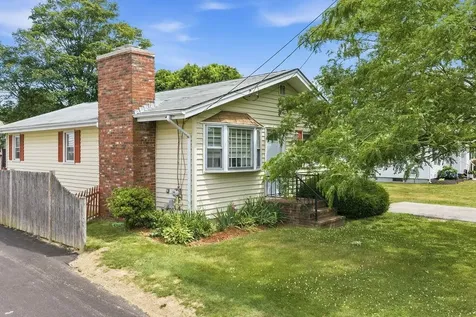 117 Fales Road Bristol RI 02809