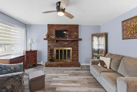 117 Fales Road Bristol RI 02809