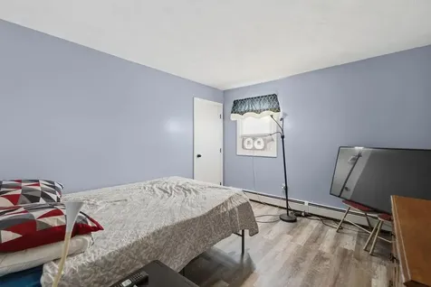 117 Fales Road Bristol RI 02809