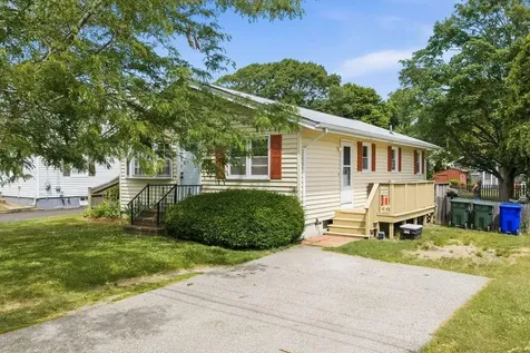 117 Fales Road Bristol RI 02809
