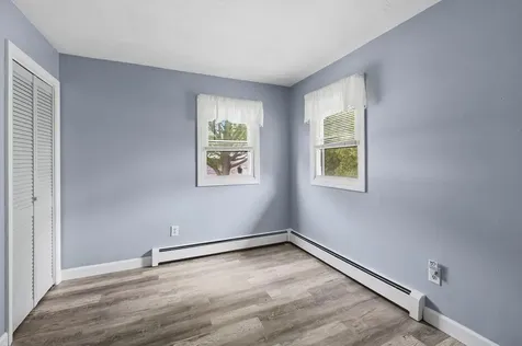 117 Fales Road Bristol RI 02809