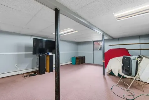 117 Fales Road Bristol RI 02809