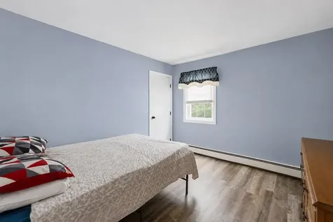 117 Fales Road Bristol RI 02809