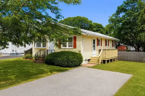117 Fales Road Bristol RI 02809