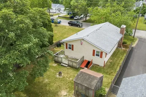117 Fales Road Bristol RI 02809