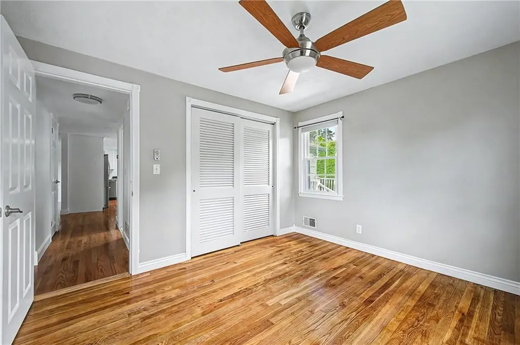 117 Larchmont Road Warwick RI 02886