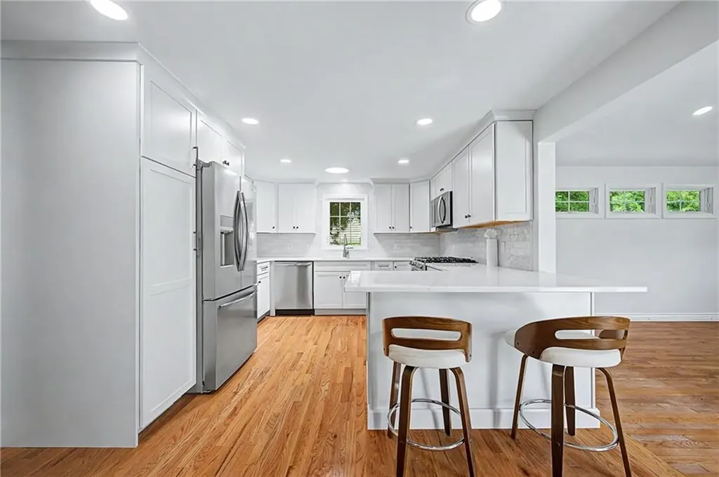 117 Larchmont Road Warwick RI 02886
