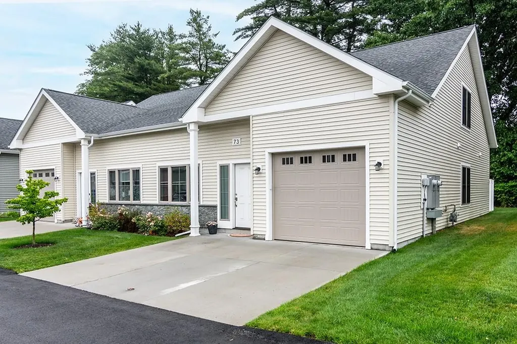 73 West Valley Circle West Warwick RI 02893