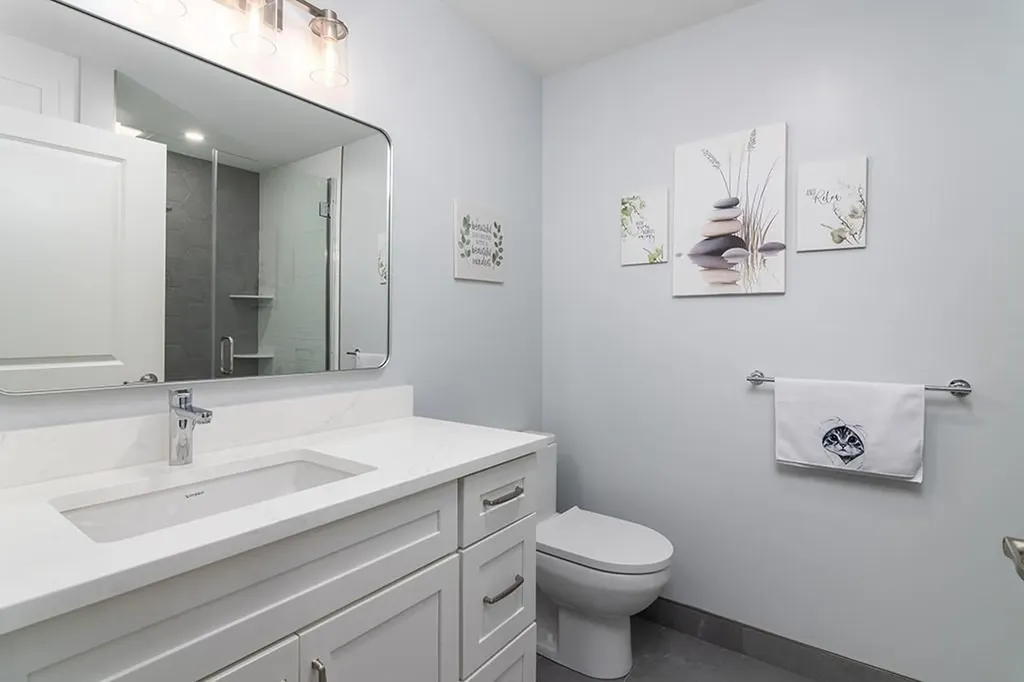 73 West Valley Circle West Warwick RI 02893