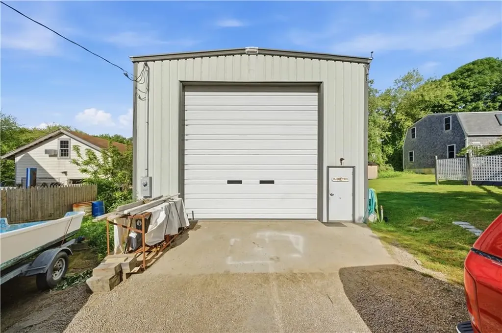 15 Kardway Street South Kingstown RI 02879