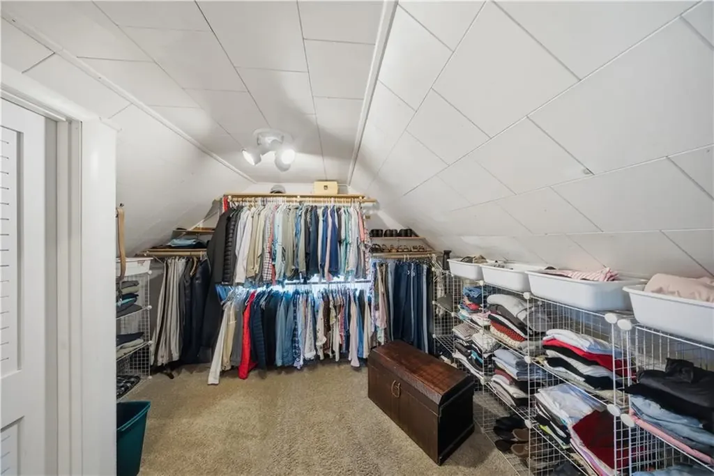 15 Kardway Street South Kingstown RI 02879