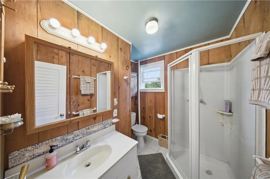 15 Kardway Street South Kingstown RI 02879