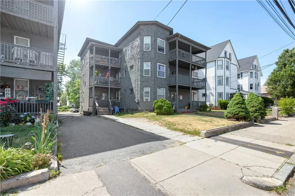 414 420 Rathbun Street Woonsocket RI 02895