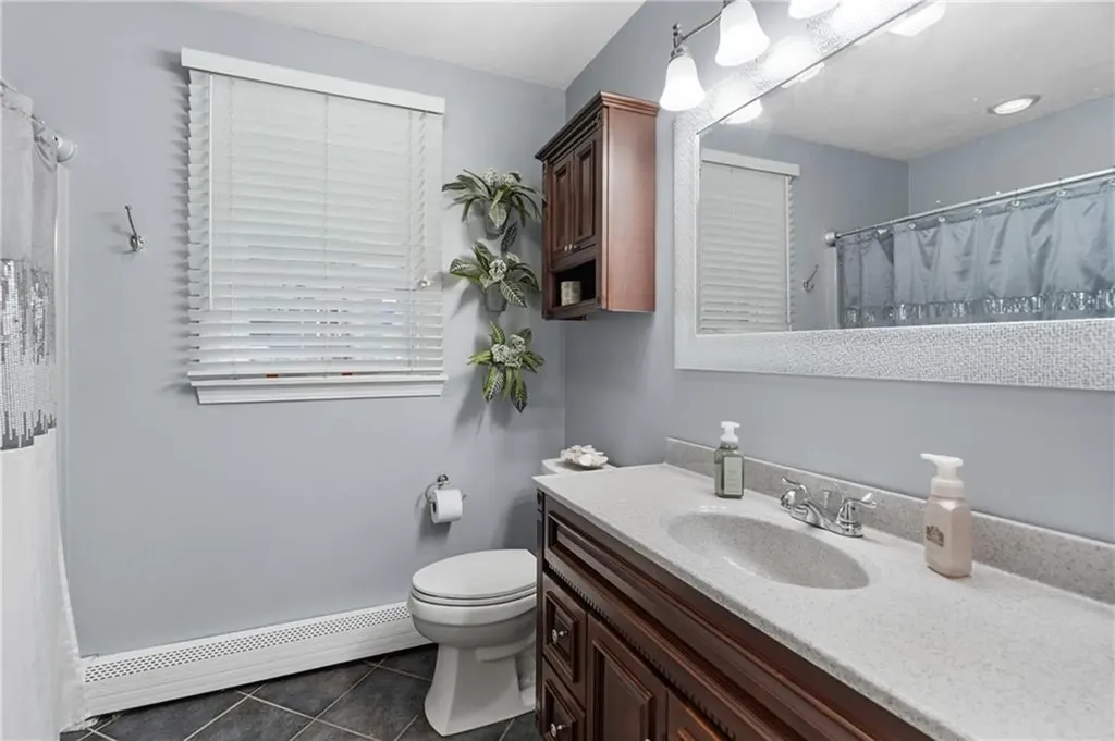 11 Damian Court North Providence RI 02911