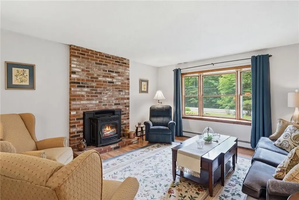 19 Mount Hygeia Road Foster RI 02825