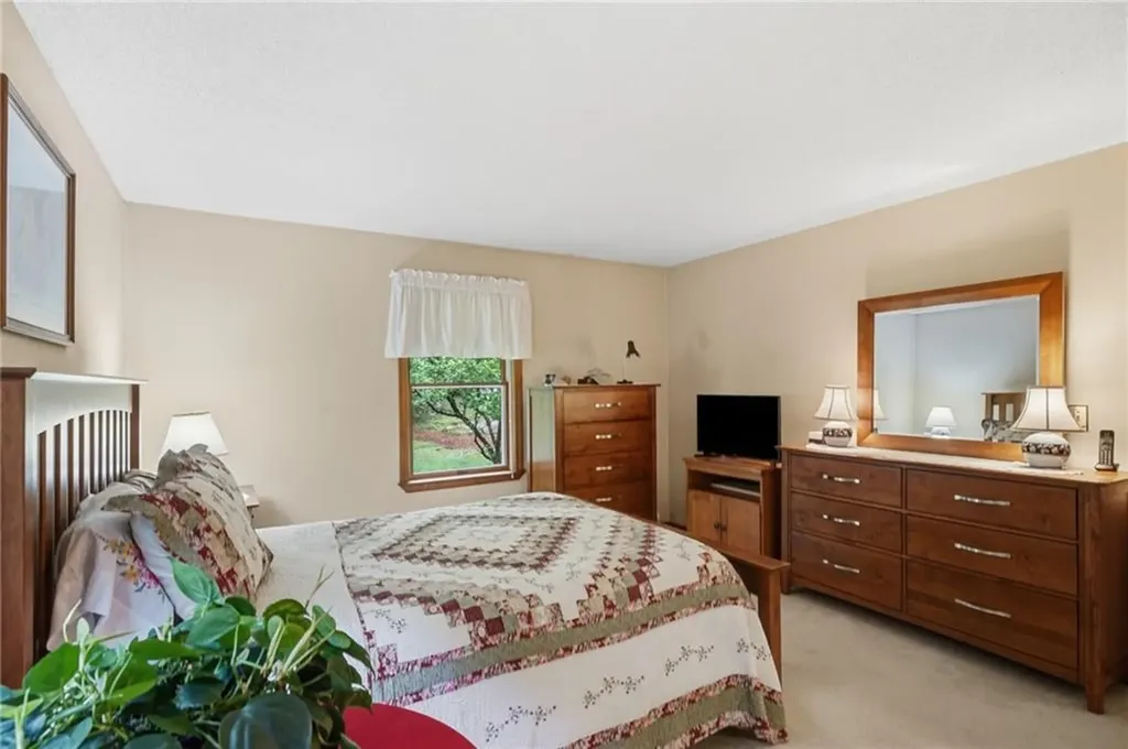 19 Mount Hygeia Road Foster RI 02825