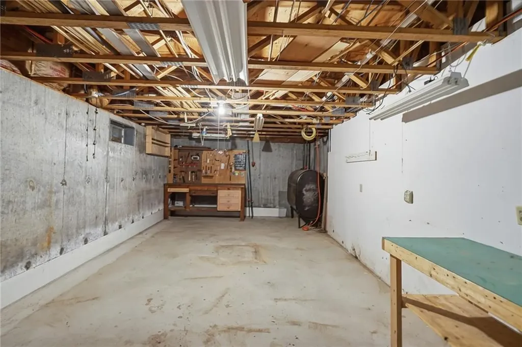 19 Mount Hygeia Road Foster RI 02825
