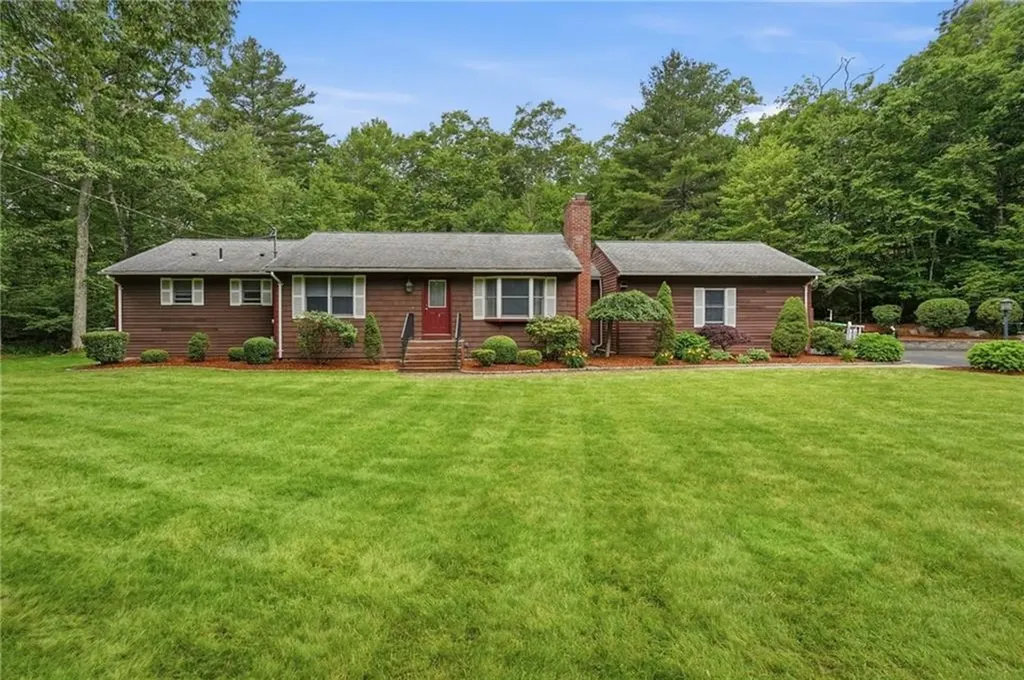 19 Mount Hygeia Road Foster RI 02825