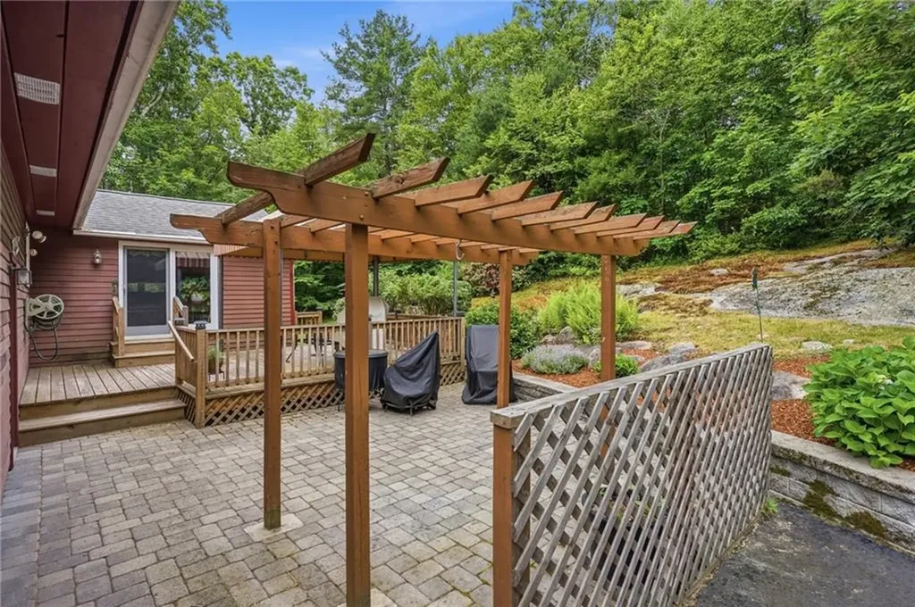 19 Mount Hygeia Road Foster RI 02825