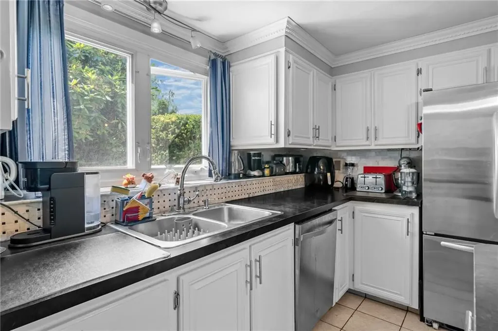 157 159 New Street North Providence RI 02904