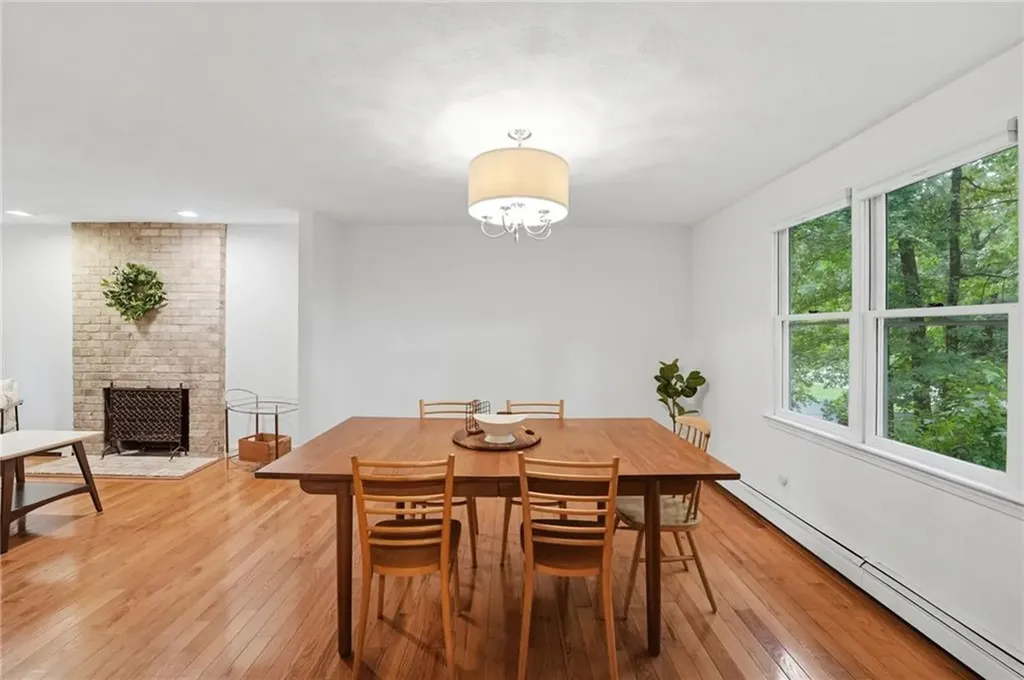 759 Woodward Road North Providence RI 02904