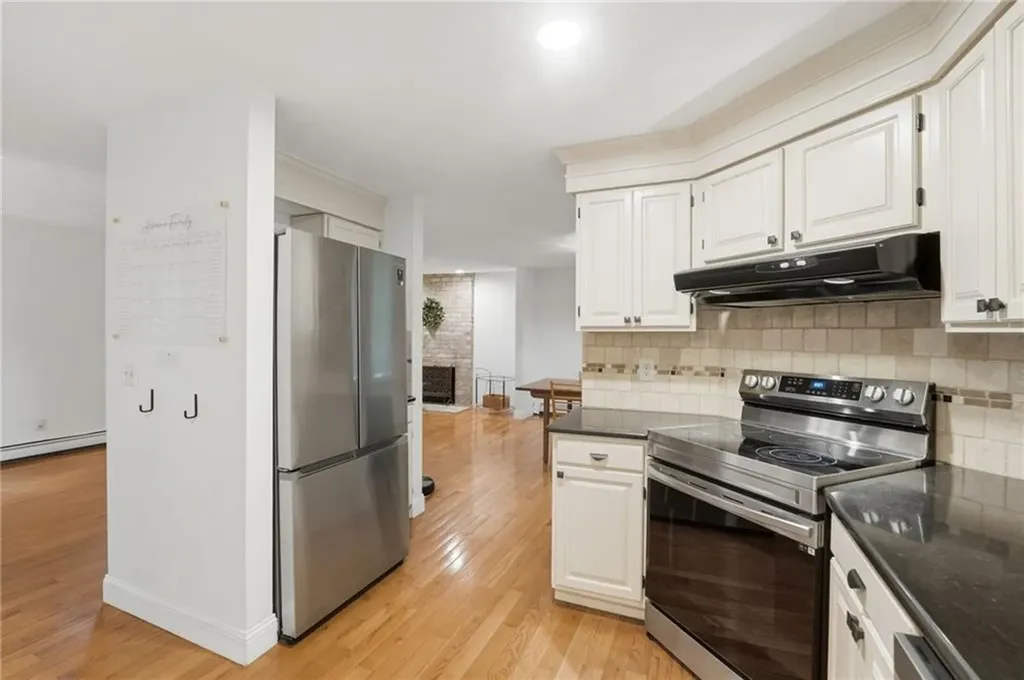 759 Woodward Road North Providence RI 02904