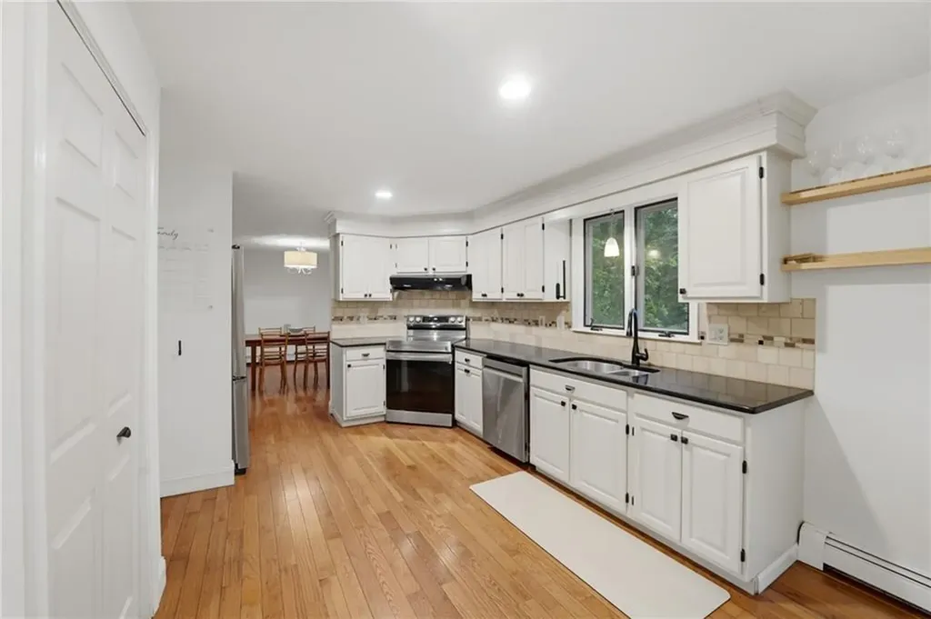 759 Woodward Road North Providence RI 02904