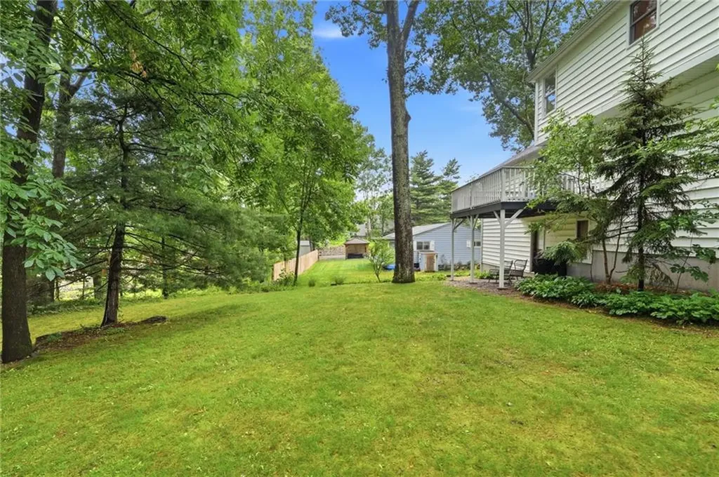 759 Woodward Road North Providence RI 02904