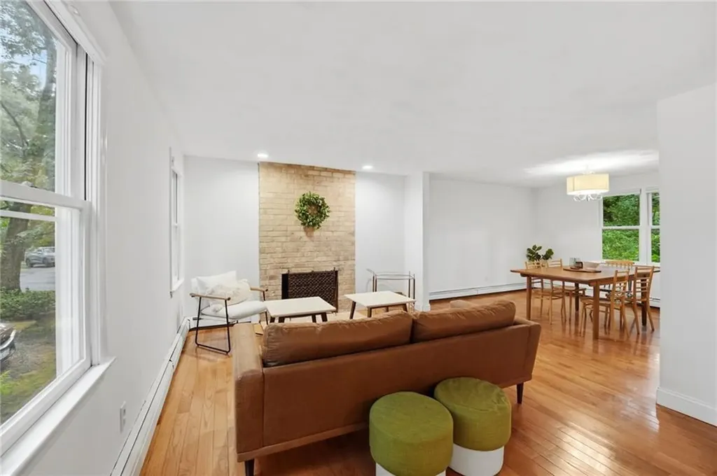 759 Woodward Road North Providence RI 02904