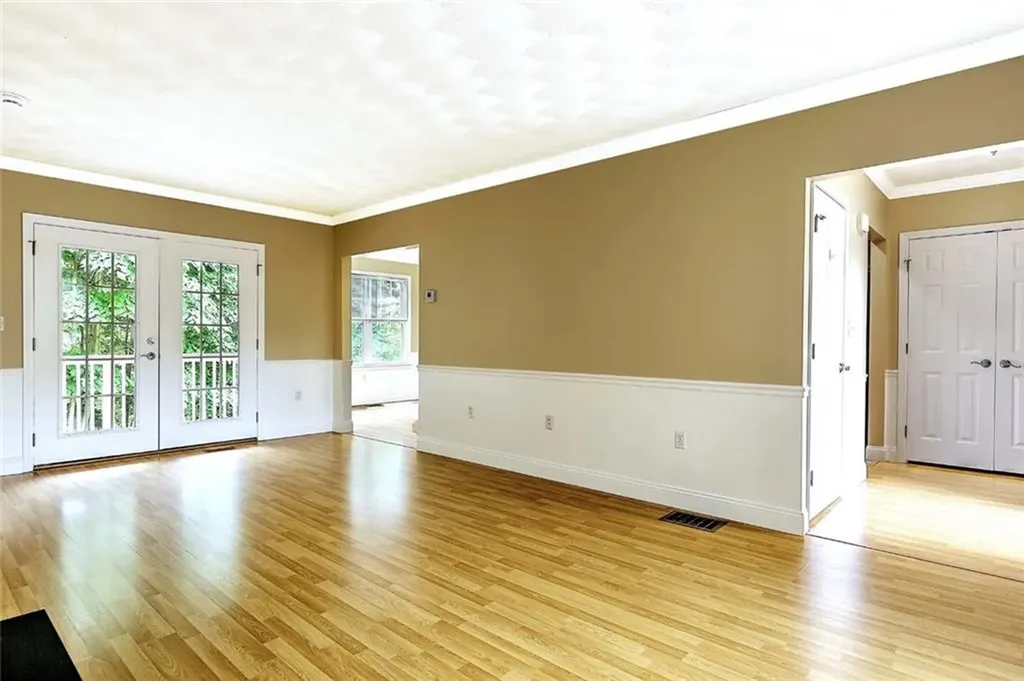 70 Turner Street Warwick RI 02886
