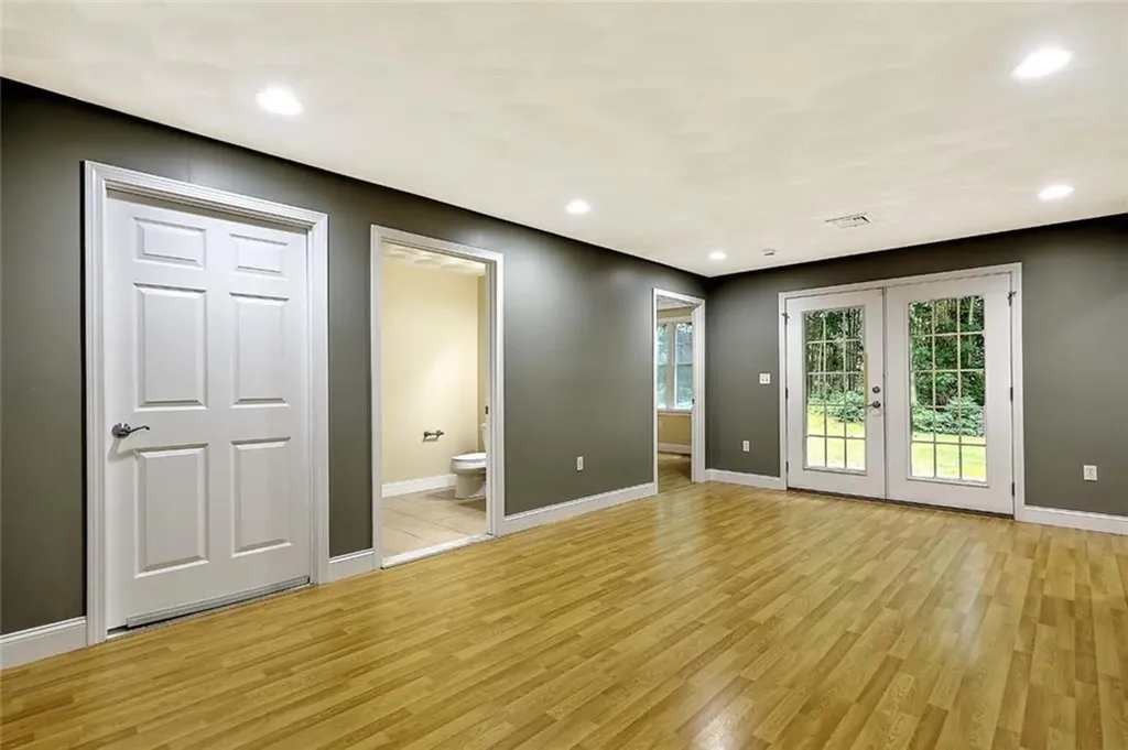 70 Turner Street Warwick RI 02886