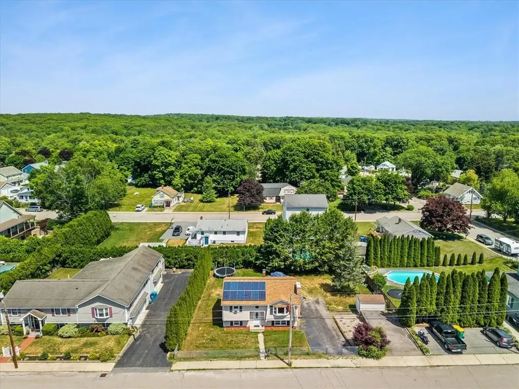 38 County Street Blackstone MA 01504