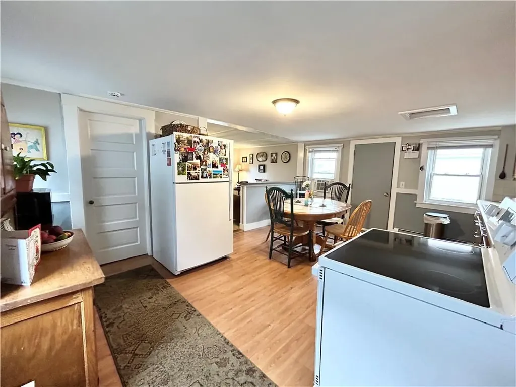 302 State Street Bristol RI 02809