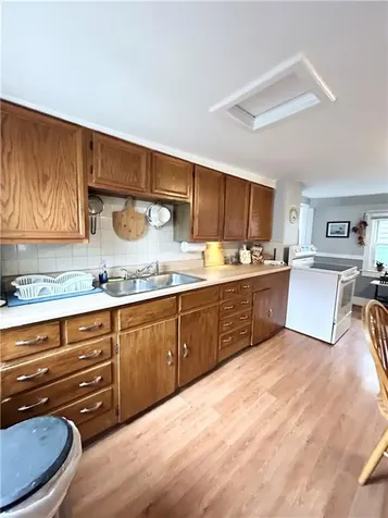 302 State Street Bristol RI 02809