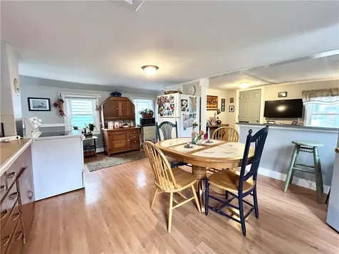 302 State Street Bristol RI 02809