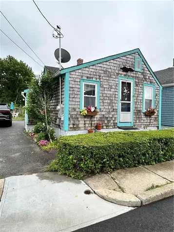 302 State Street Bristol RI 02809