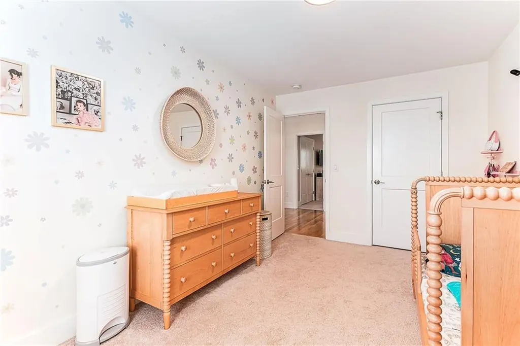 161 Graystone Street Warwick RI 02886