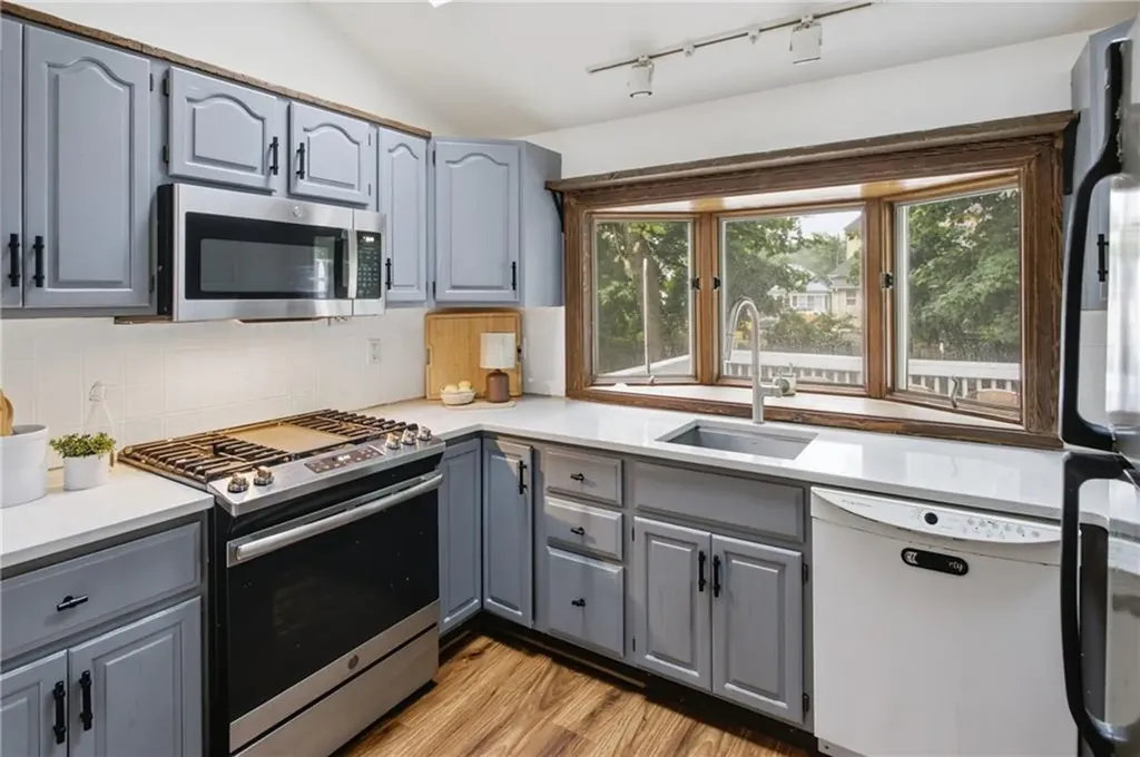 222 Harrison Avenue Warwick RI 02888