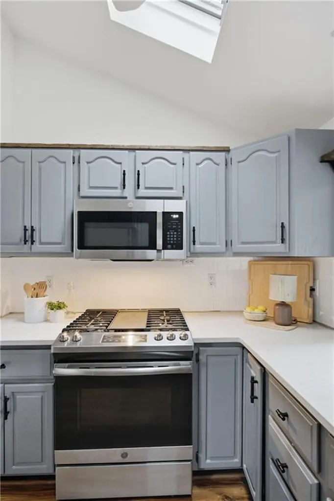 222 Harrison Avenue Warwick RI 02888