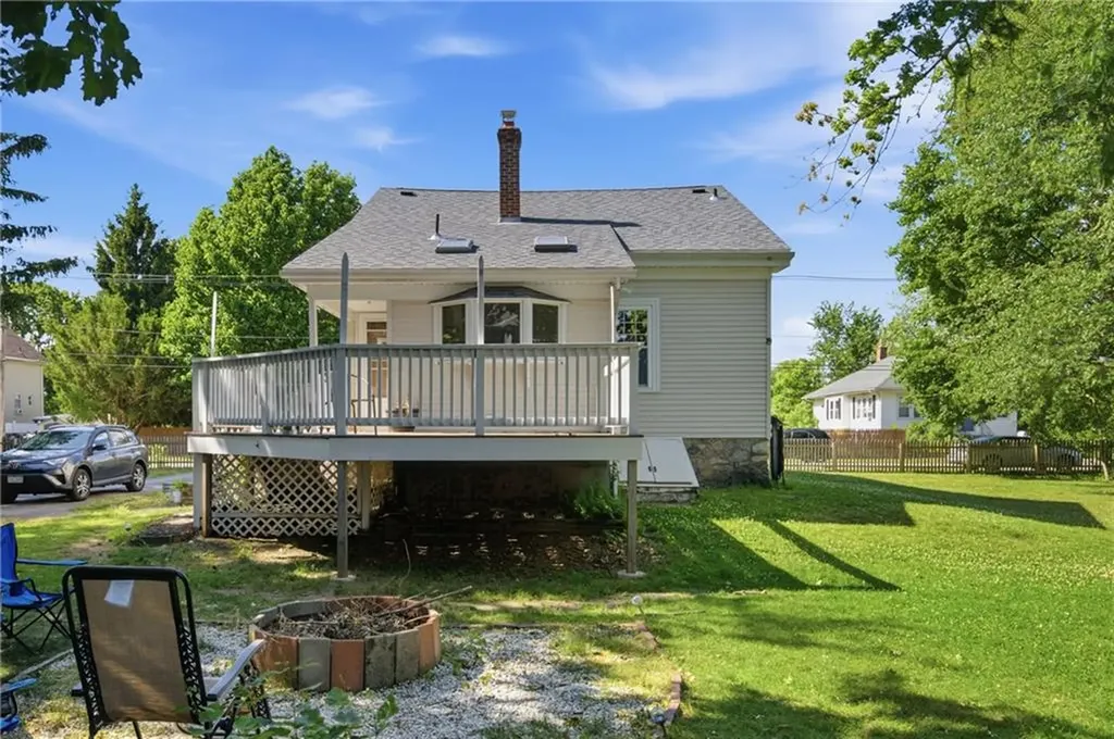 222 Harrison Avenue Warwick RI 02888