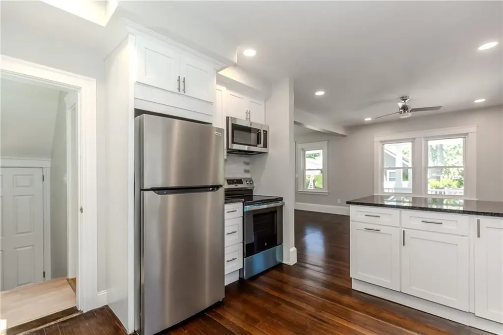 41 Wellesley Avenue North Providence RI 02911