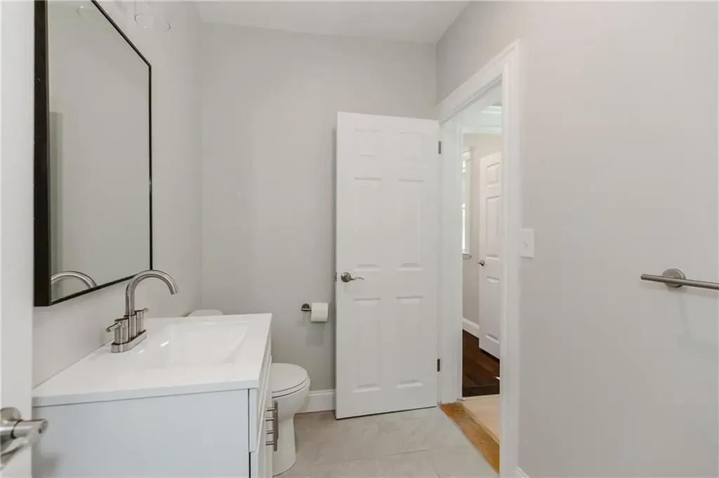 41 Wellesley Avenue North Providence RI 02911