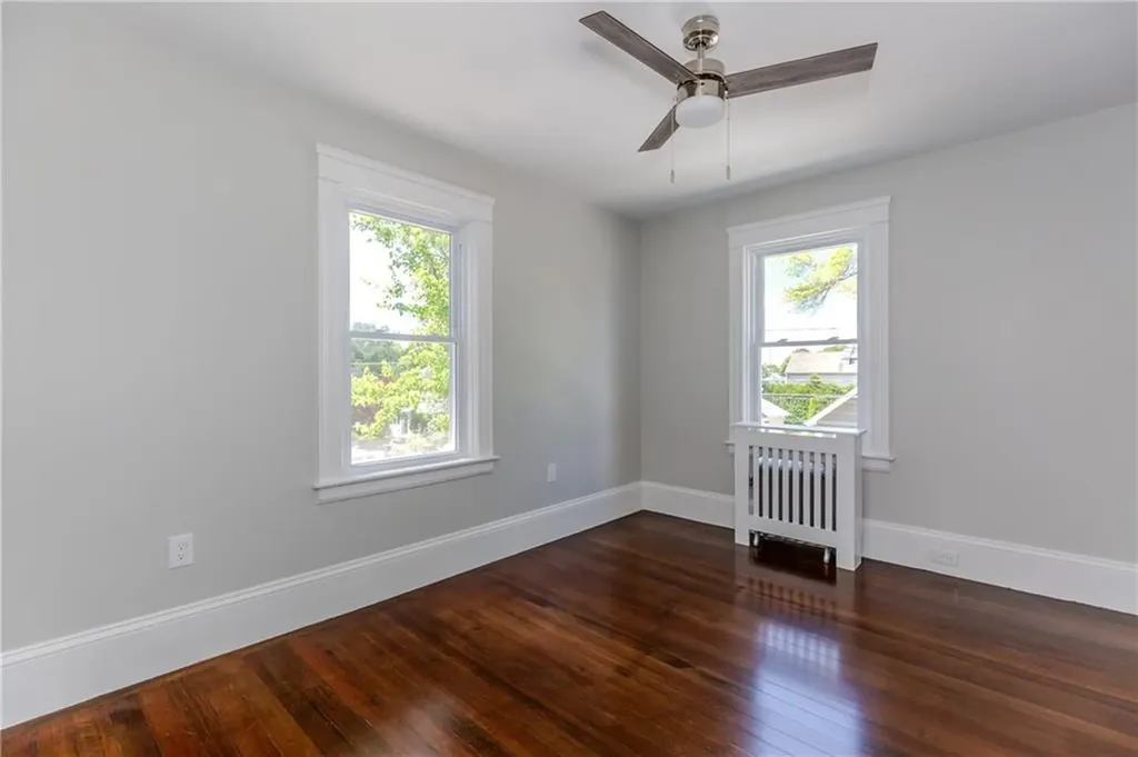 41 Wellesley Avenue North Providence RI 02911