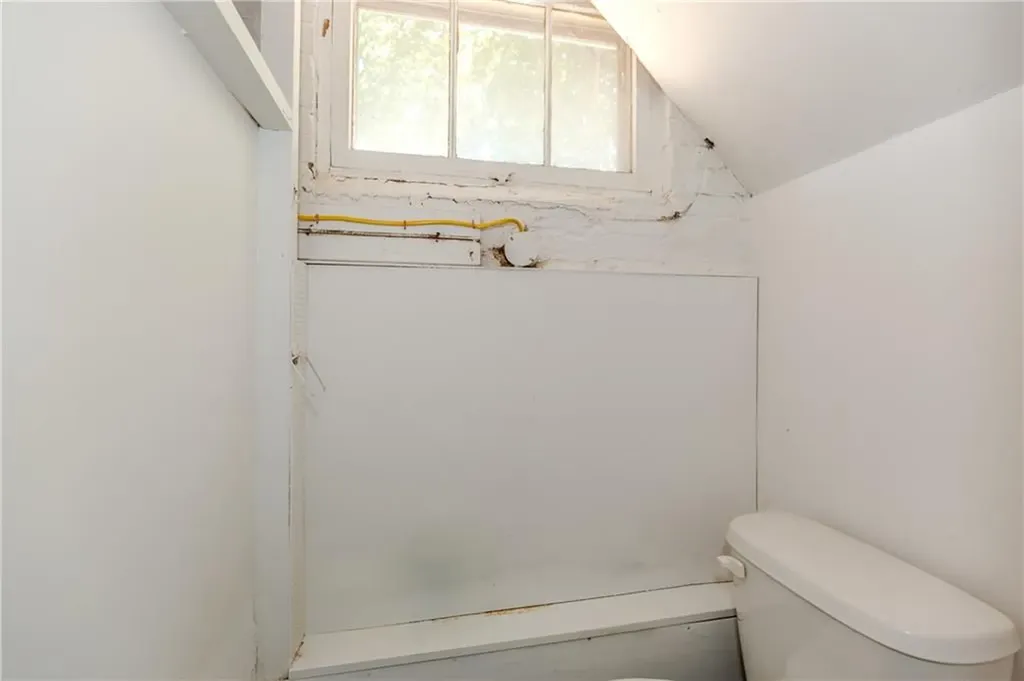 41 Wellesley Avenue North Providence RI 02911