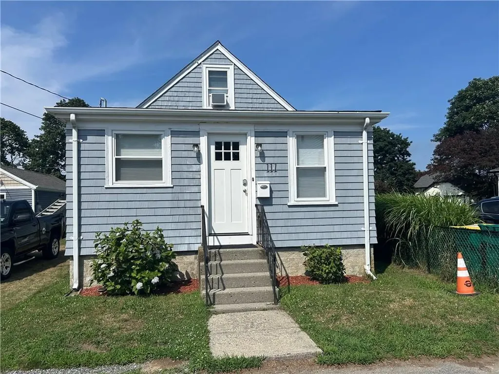 111 Cedar Avenue Portsmouth RI 02871