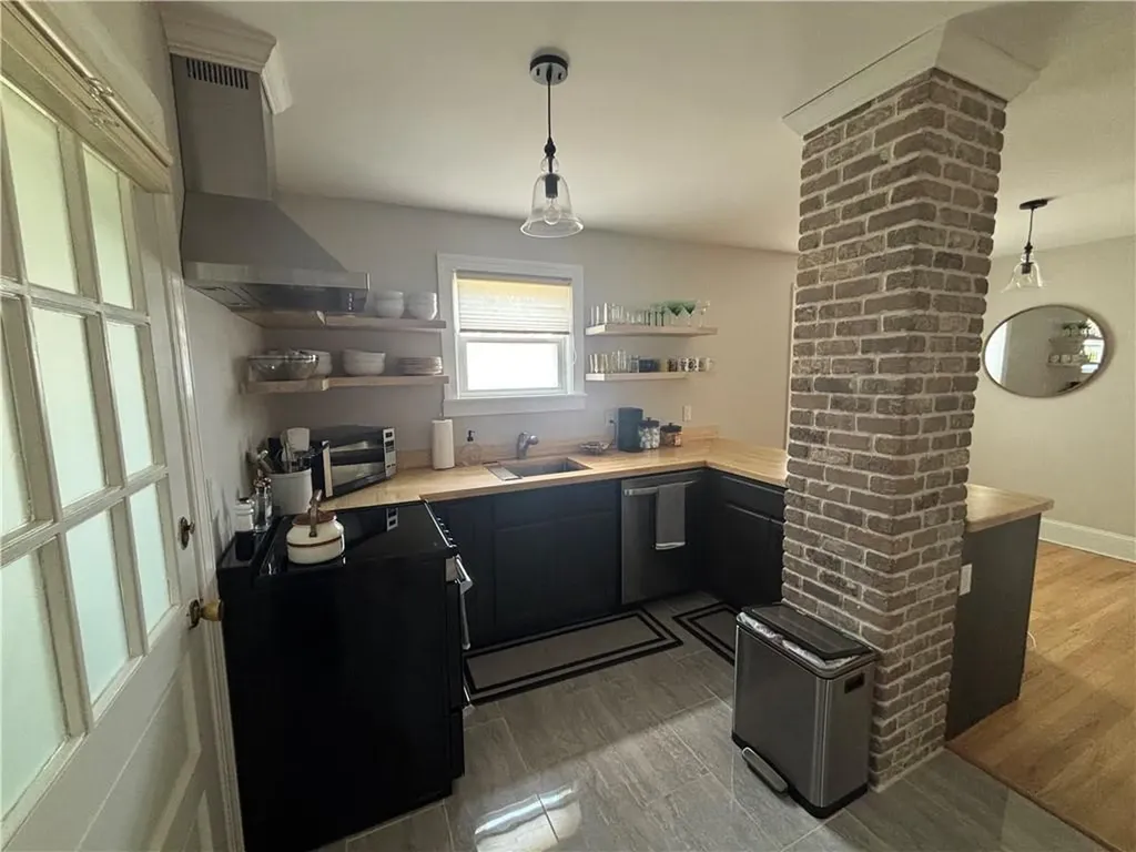 111 Cedar Avenue Portsmouth RI 02871