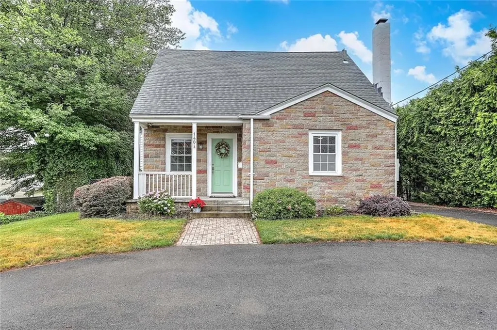 140 Lexington Avenue North Providence RI 02904