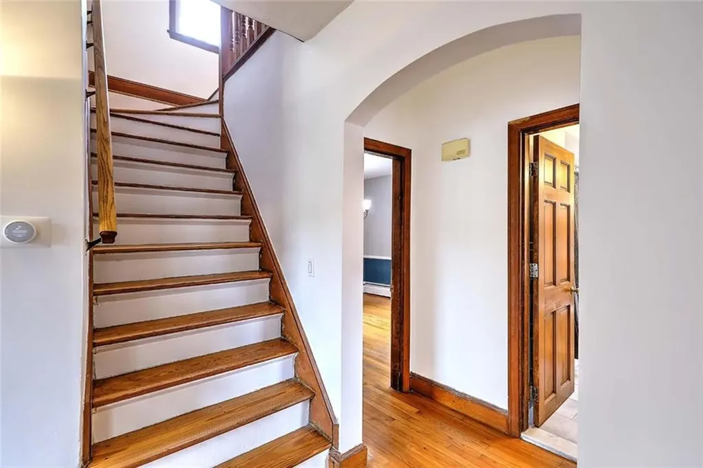 140 Lexington Avenue North Providence RI 02904