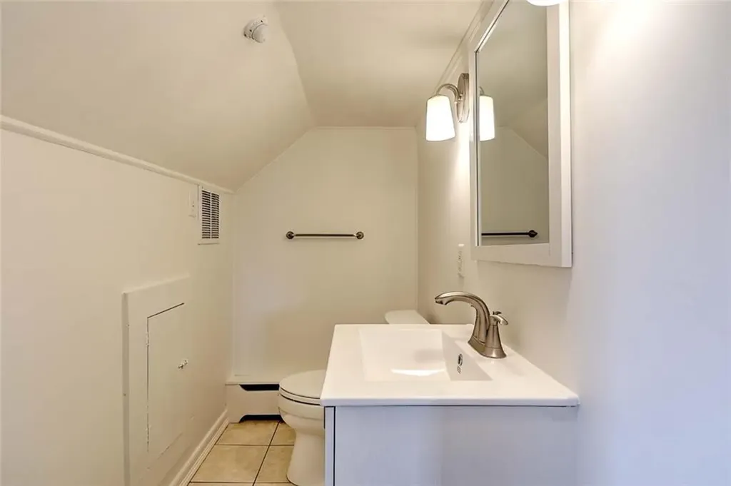 140 Lexington Avenue North Providence RI 02904