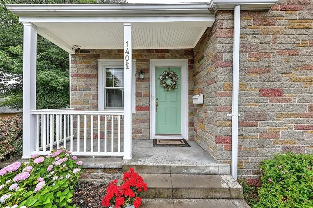 140 Lexington Avenue North Providence RI 02904